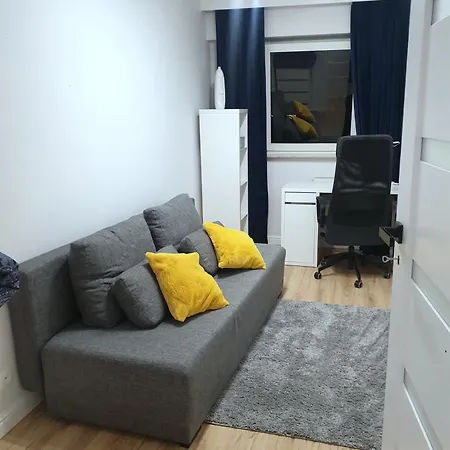 Airport 132 Apartman Varsó