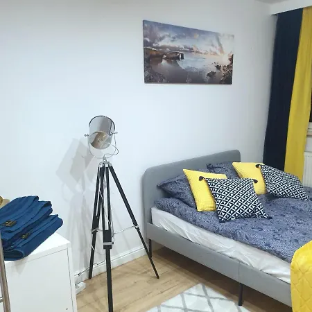 Appartement Airport 132 *