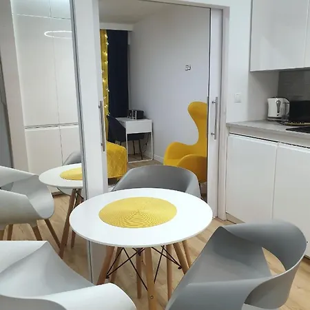 Airport 132 * 华沙